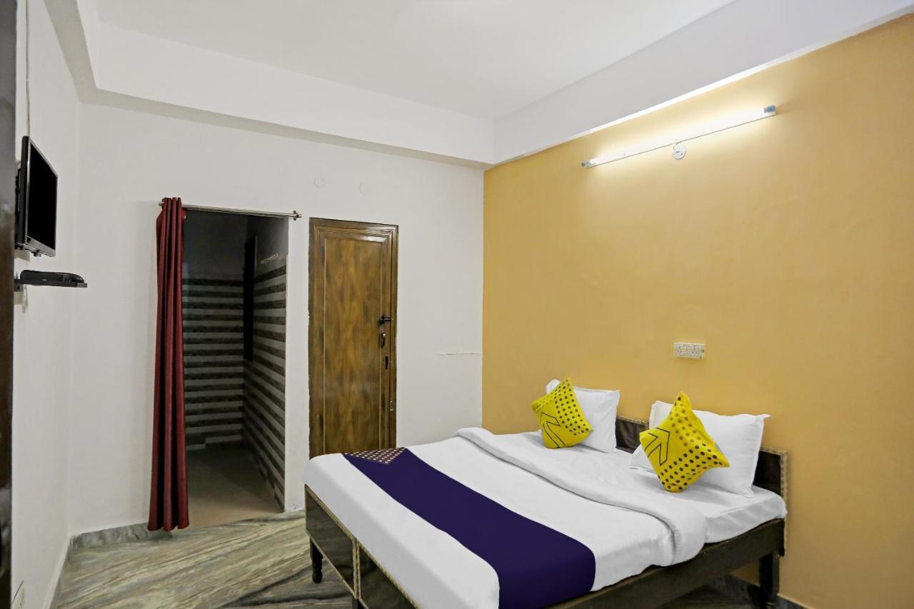 Spot On Raj Hotel Vip Near Worlds Of Wonder Kalkaji Devi Ngoại thất bức ảnh