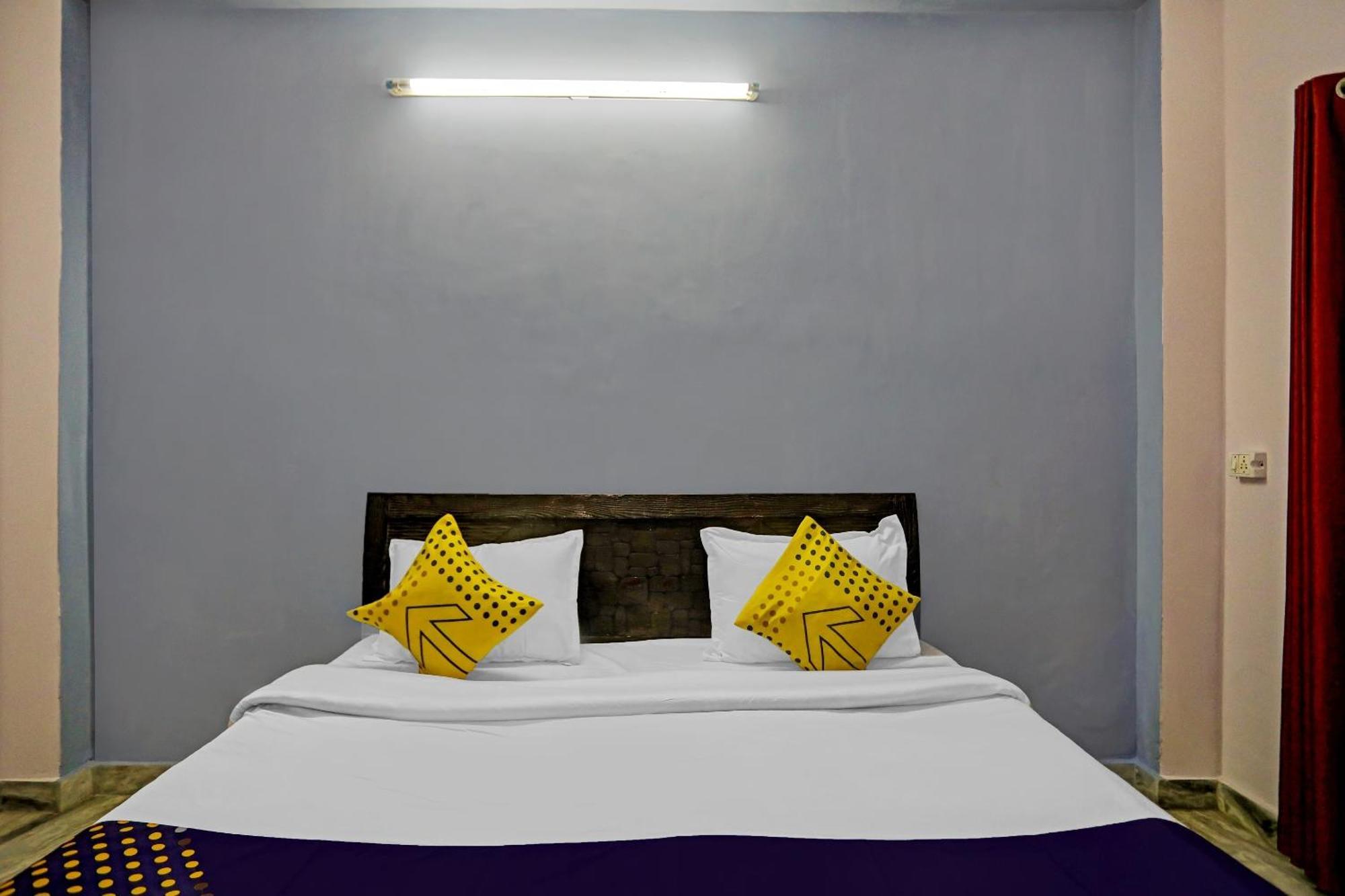 Spot On Raj Hotel Vip Near Worlds Of Wonder Kalkaji Devi Ngoại thất bức ảnh