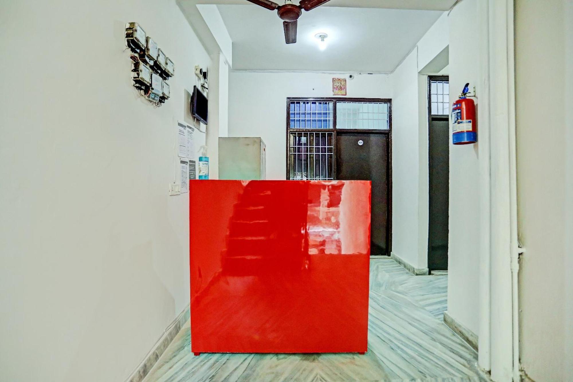 Spot On Raj Hotel Vip Near Worlds Of Wonder Kalkaji Devi Ngoại thất bức ảnh